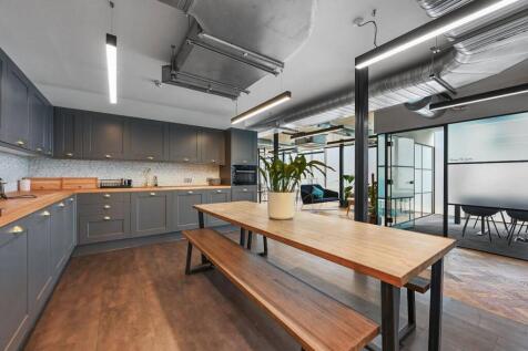 OLBASE48HoxtonSq18.JPG