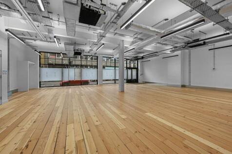OLBC74WhiteLionStreet32.jpg