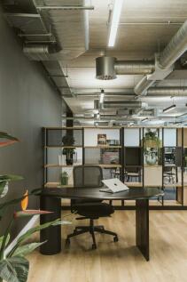 240405_10 White Lion St05.JPG