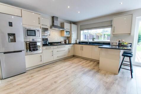 Kitchen, Morning Room and Dining Area