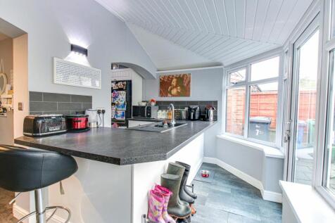 Kitchen Diner (Conservatory)