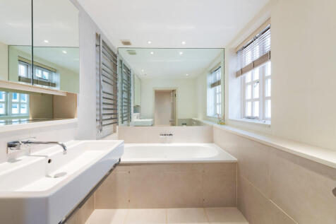 73 Lyall Mews Wes...