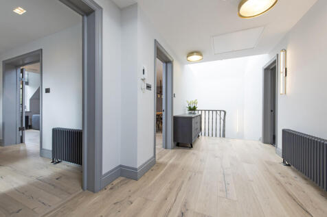 22E Bolton Gdns L...