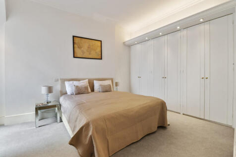 6 Ensuite Bedroom...
