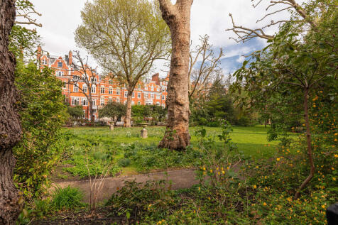 FFF 13 Lennox Gdn...