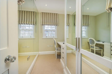 13 St Lukes St St...