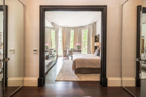 4 Warburton Hse B...