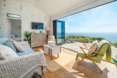 Parry_Omega_Whitsand_Bay-14.jpg
