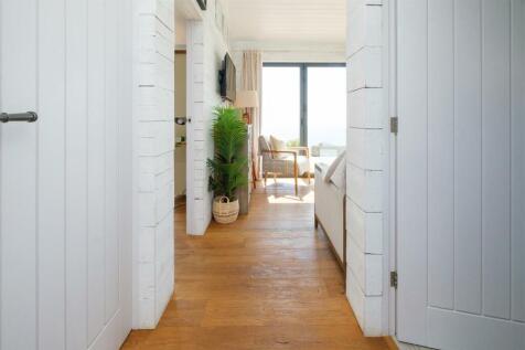 Parry_Omega_Whitsand_Bay-1.jpg