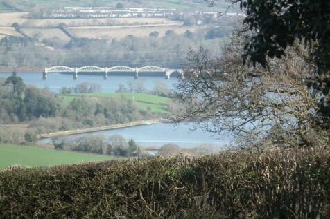 Junction of Tamar &amp; Tavy.JPG