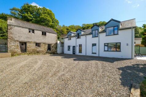 Parry Landlooe Bridge Farm-24.jpg