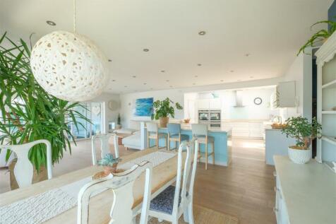 Parry Tranquil Place Looe21.JPG