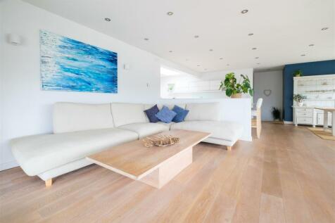 Parry Tranquil Place Looe69.JPG