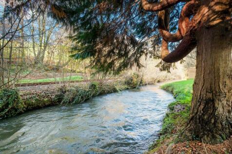 Parry Outside Landslooe Bridge Farm-4.jpg