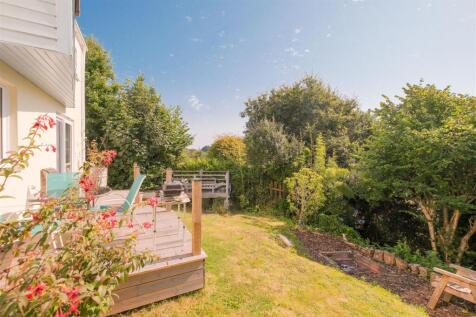 Parry Fulinchia West Looe Outside-2.jpg