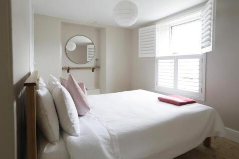 thumbnail_Bedroom 2.jpeg