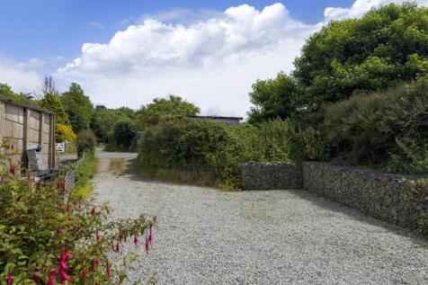 Driveway.jpg