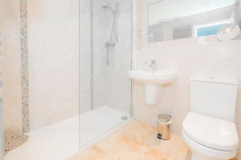 Parry 8 Oakridge St. Mellion-10.jpg