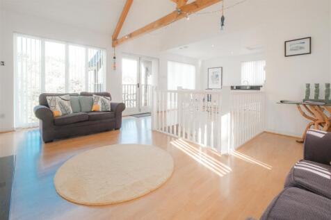 Parry 8 Oakridge St. Mellion-19.jpg