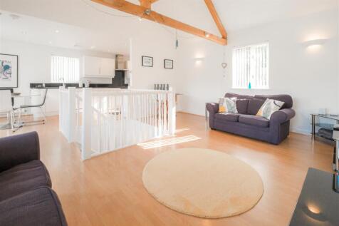 Parry 8 Oakridge St. Mellion-18.jpg