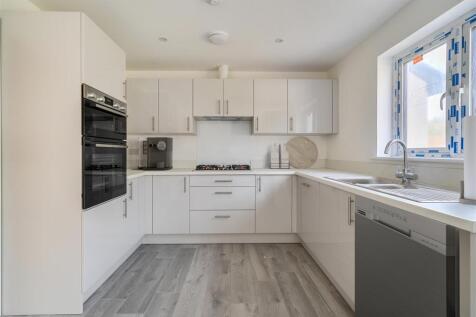 kitchen (1).jpg