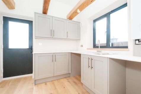 Parry Barapill Barn-14.jpg