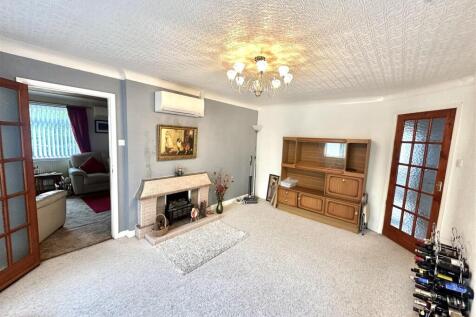 Dining Room / Living Room
