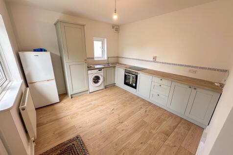 KITCHEN / BREAKFAST ROOM