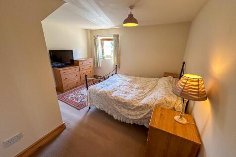 GROUND FLOOR BEDROOM 2