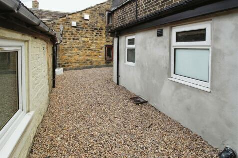 Rear Courtyard