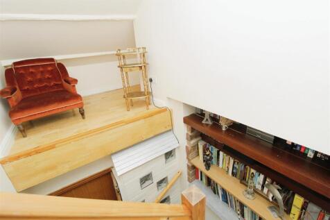 Hall/Storage