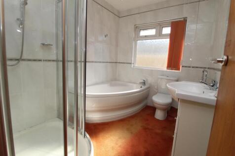 Ground Floor Bathroom