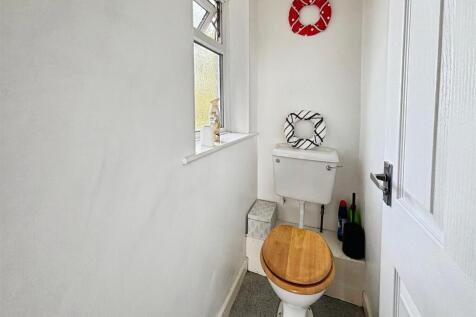 Separate WC