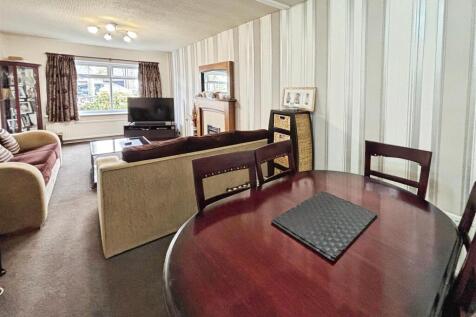 Lounge/Diner