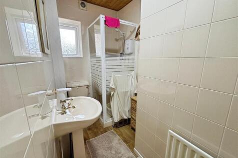 Ground Floor Shower Room