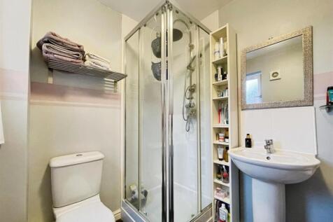 en-suite bathroom