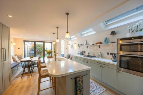 Kitchen/Dining Ro...