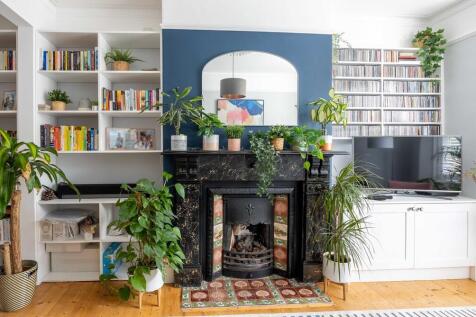 Sitting Room Deta...