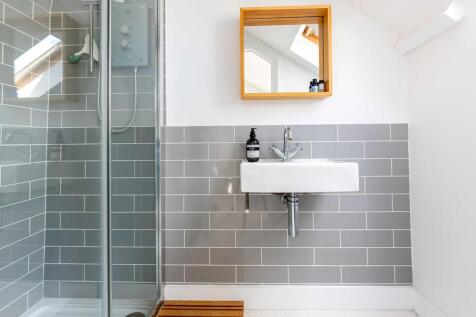 Ensuite Shower Ro...