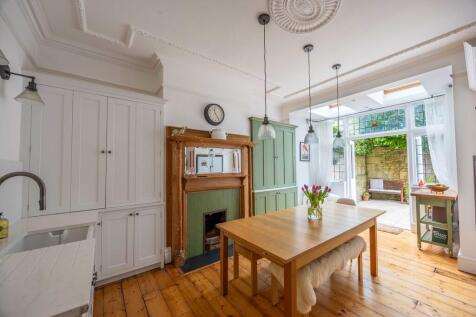 Kitchen/Dining Ro...