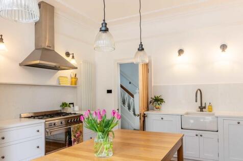 Kitchen/Dining Ro...