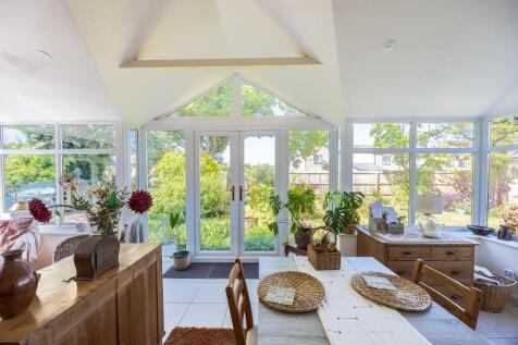 Dining / Sunroom