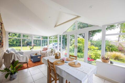 Dining / Sun Room