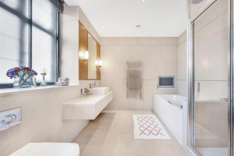 BATHROOM4.jpg