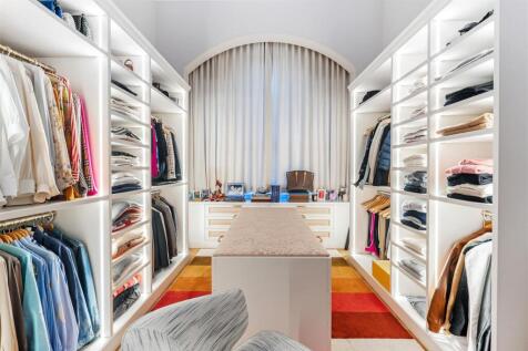 81912 Round Hill-83.jpg