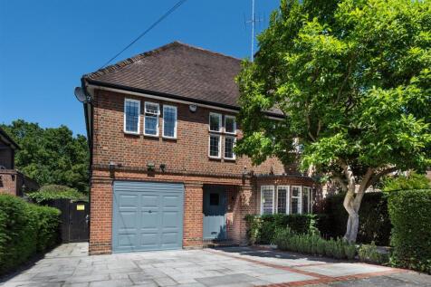 D0388 93 meadway ext2.jpg