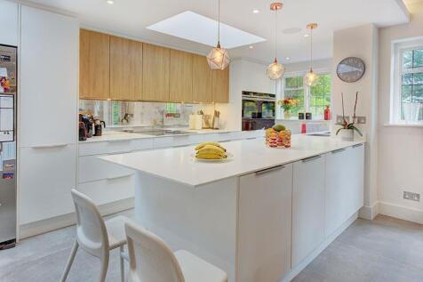 D0407 14 widecombe way kit_800px.jpg