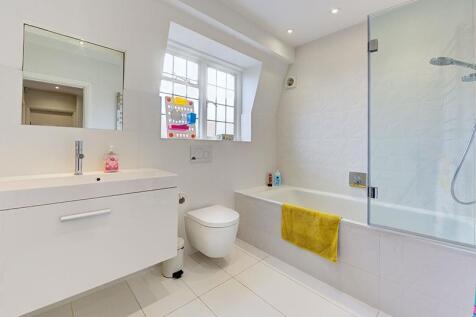 D0407 14 widecombe way ffBath_800px.jpg