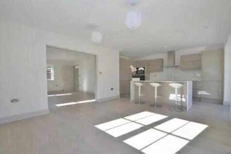 ickenham - kitche...