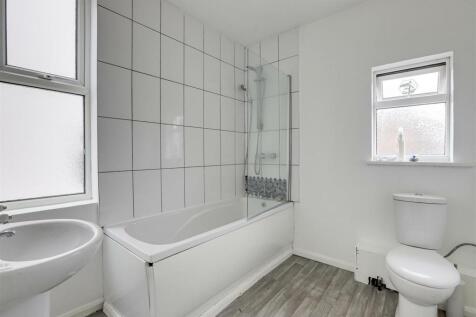 Bathroom - 23 Merchant.jpg